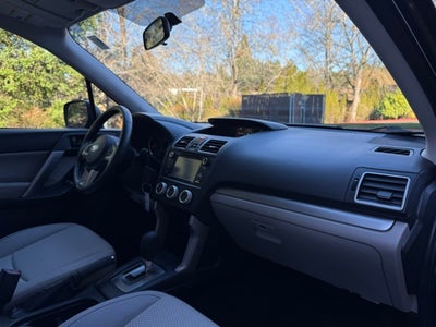 2017 Subaru Forester 2.5i