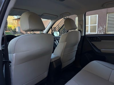 2017 Subaru Forester 2.5i