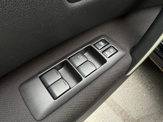 2012 Nissan Rogue SV