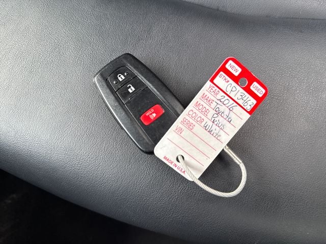 2016 Toyota Prius Four Touring