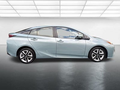 2016 Toyota Prius Four Touring