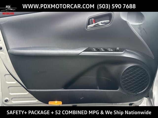 2018 Toyota Prius Three Touring