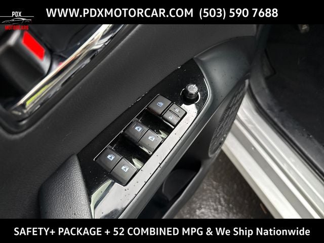 2018 Toyota Prius Three Touring