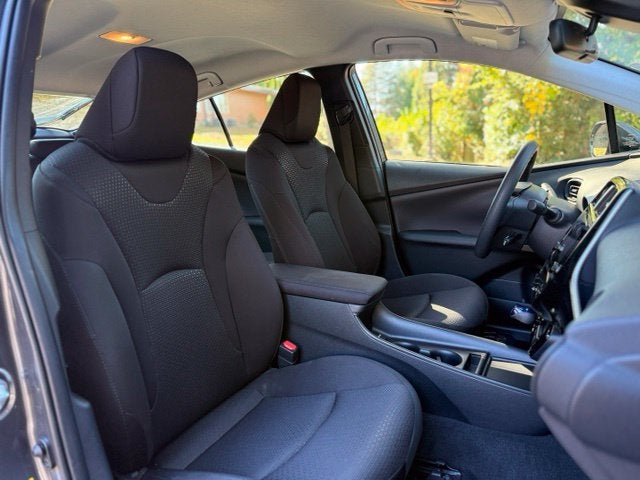 2019 Toyota Prius LE