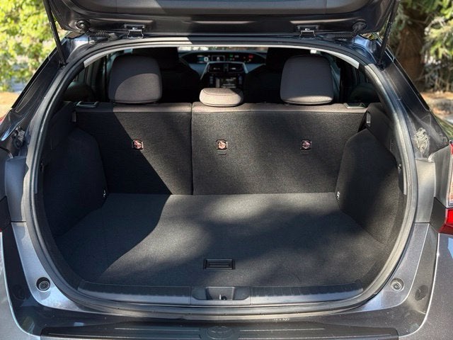 2019 Toyota Prius LE