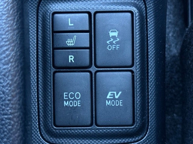 2016 Toyota Prius c Four