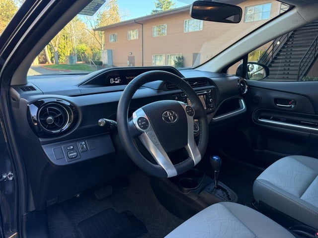 2016 Toyota Prius c Four