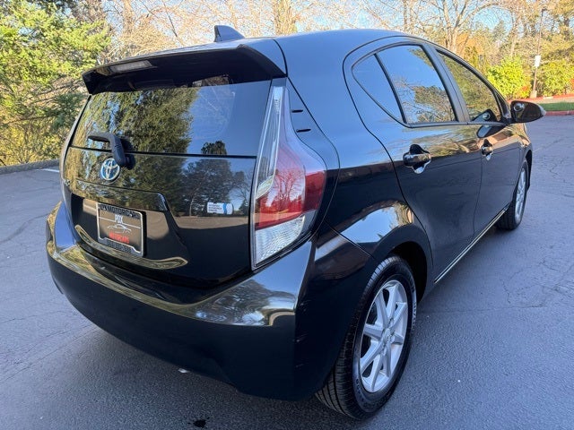 2016 Toyota Prius c Four