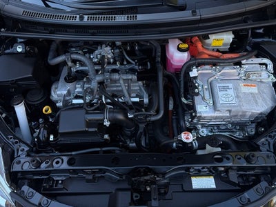 2016 Toyota Prius c Four