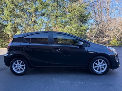 2016 Toyota Prius c Four