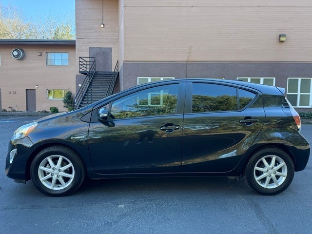 2016 Toyota Prius c Four