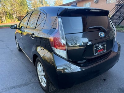 2016 Toyota Prius c Four