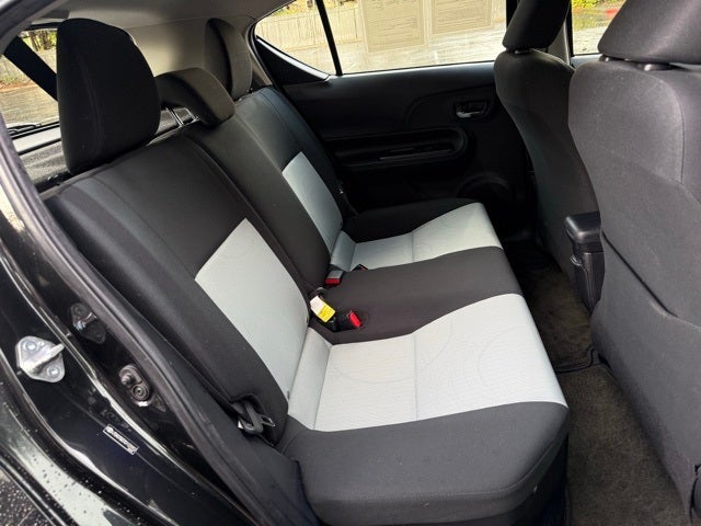 2016 Toyota Prius c Four