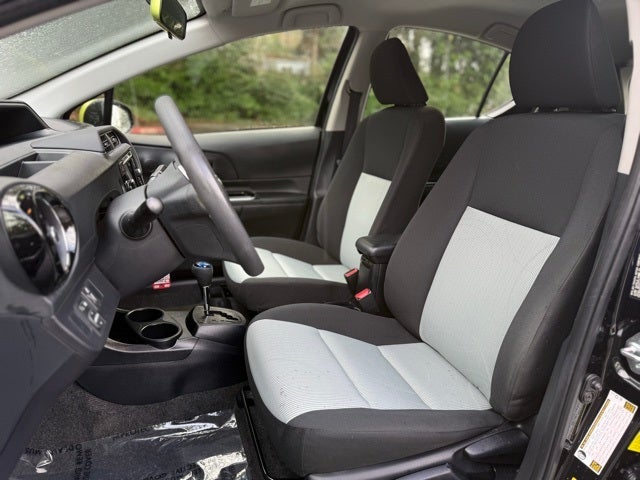 2016 Toyota Prius c Four