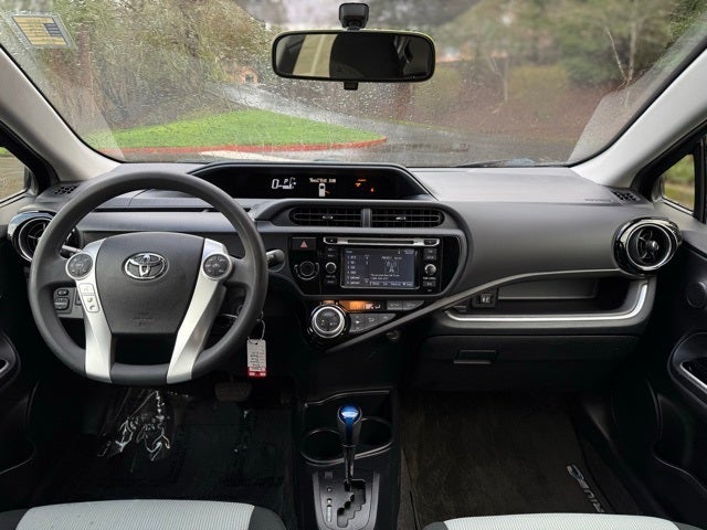 2016 Toyota Prius c Four