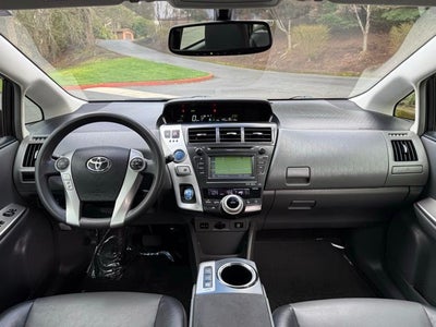 2012 Toyota Prius v Base