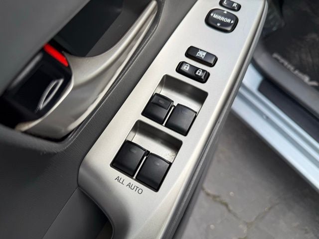 2012 Toyota Prius v Base