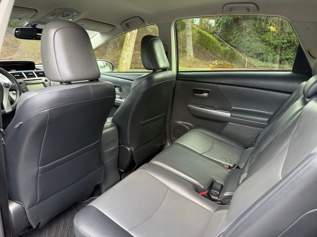 2012 Toyota Prius v Base