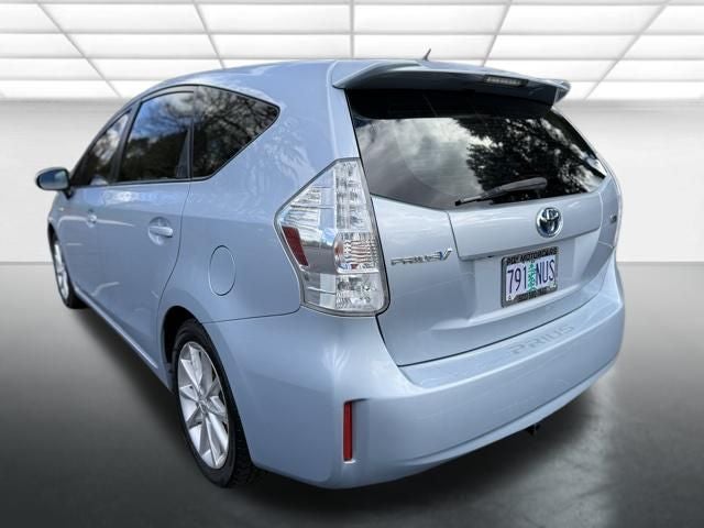 2012 Toyota Prius v Base