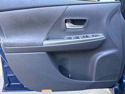 2014 Toyota Prius v Three