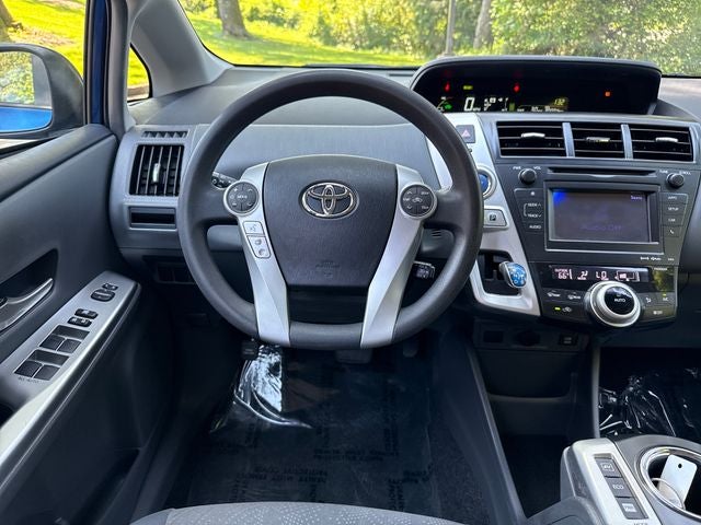 2014 Toyota Prius v Three