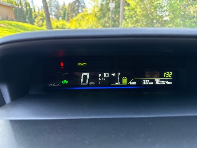 2014 Toyota Prius v Three