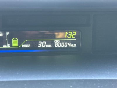 2014 Toyota Prius v Three