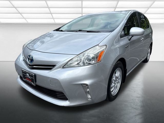 2013 Toyota Prius v Three