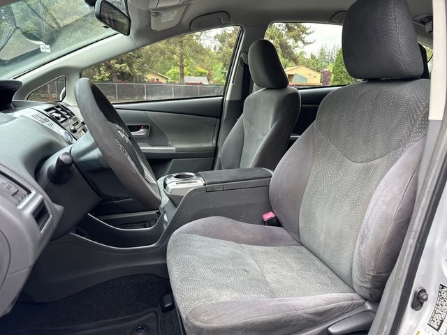 2013 Toyota Prius v Three
