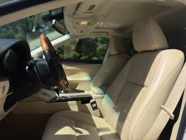 2013 Lexus ES 300h