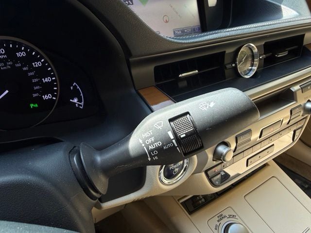 2013 Lexus ES 300h