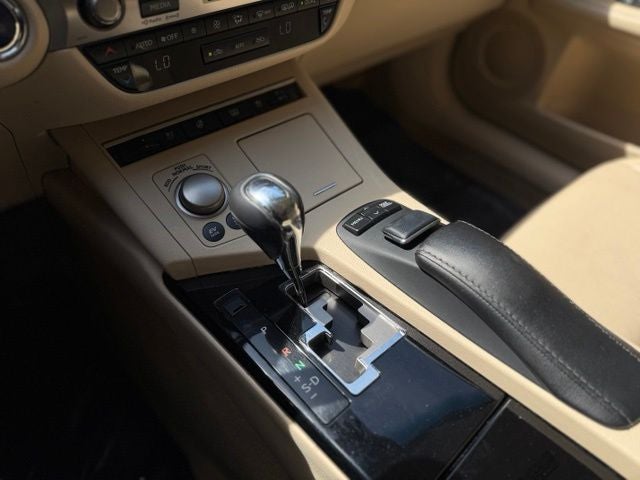 2013 Lexus ES 300h