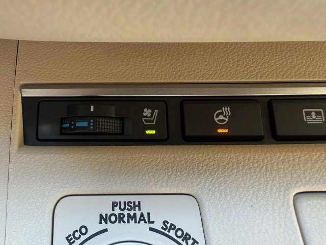 2013 Lexus ES 300h