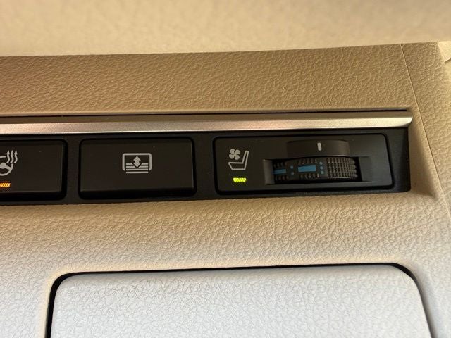 2013 Lexus ES 300h