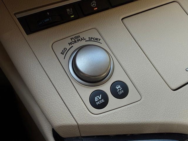 2013 Lexus ES 300h