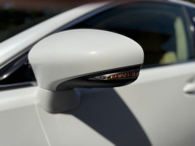 2013 Lexus ES 300h