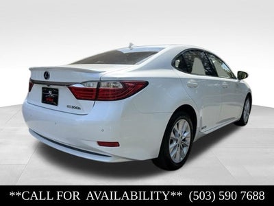 2013 Lexus ES 300h