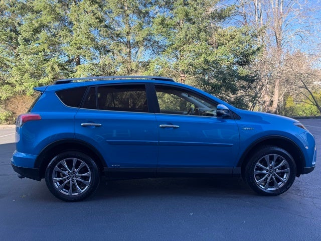 2017 Toyota RAV4 Hybrid Limited