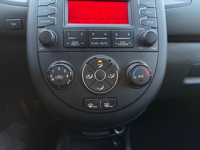 2013 Kia Soul Base
