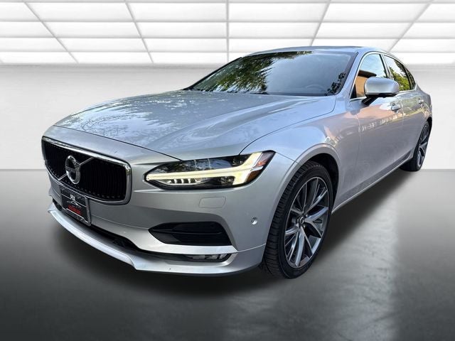 2018 Volvo S90 T5 Momentum AWD's photo