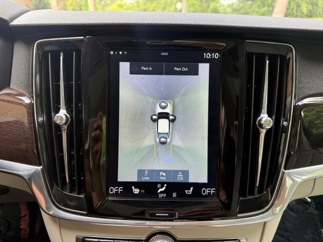 2018 Volvo S90 T6 Momentum