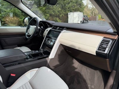 2017 Land Rover Discovery HSE Luxury