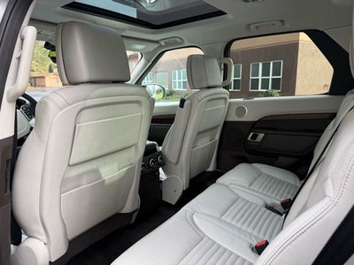 2017 Land Rover Discovery HSE Luxury