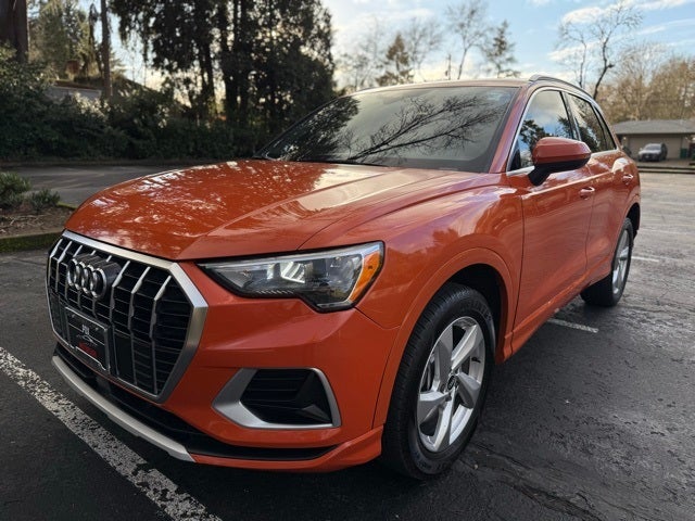 2021 Audi Q3 Premium quattro
