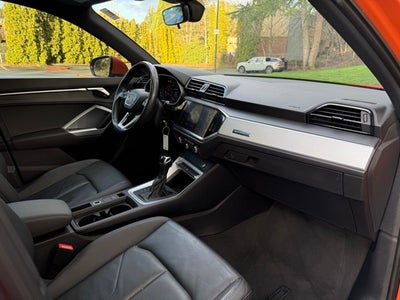 2021 Audi Q3 Premium quattro