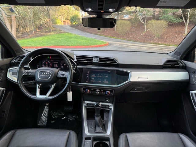 2021 Audi Q3 Premium quattro