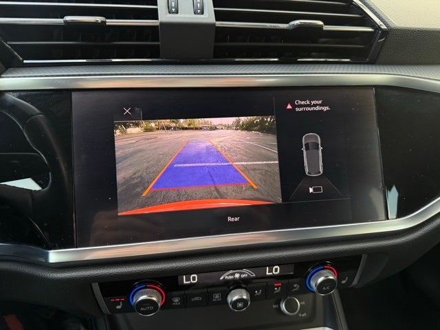 2021 Audi Q3 Premium quattro