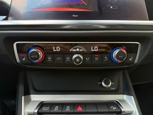 2021 Audi Q3 Premium quattro