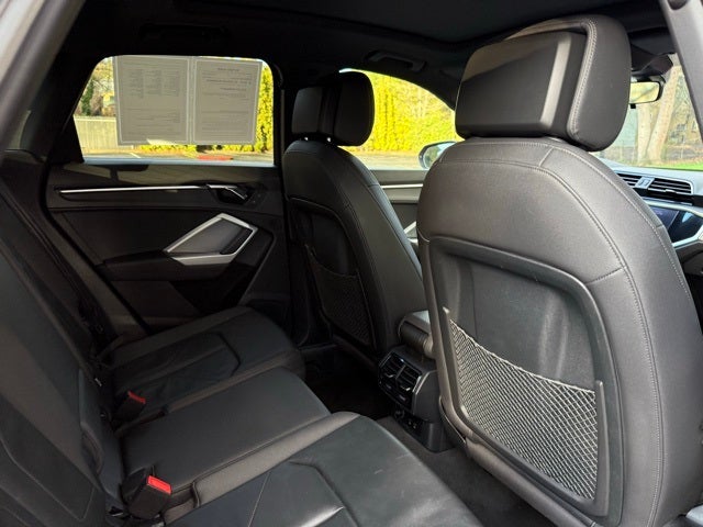 2021 Audi Q3 Premium quattro