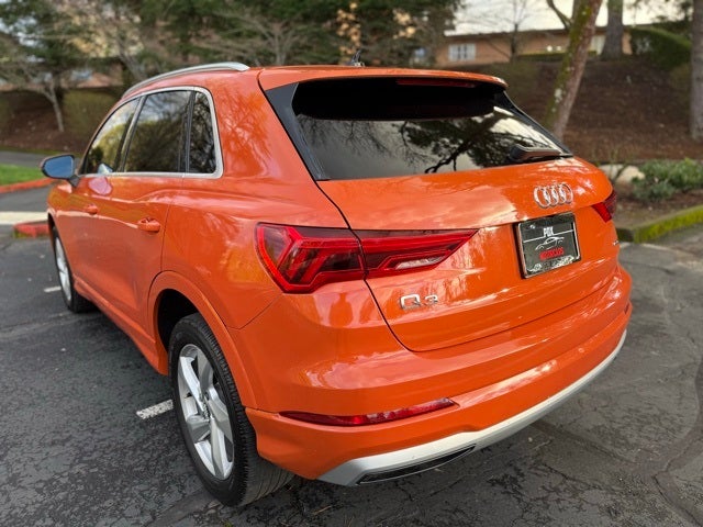 2021 Audi Q3 Premium quattro